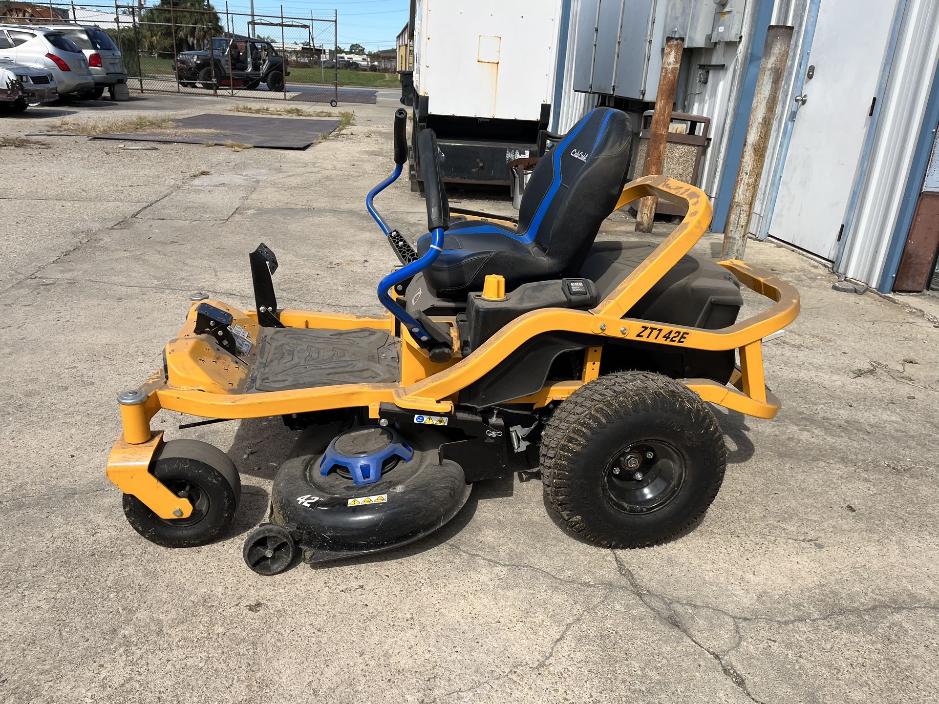 zt142 e only 5 hours on it $4,000