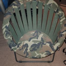 Camo Bungee Chair for Sale in Parma OH OfferUp