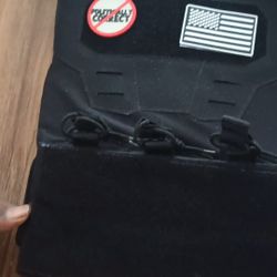 Condor Plate Carrier With Level 3 Plates And Trauma Pads 