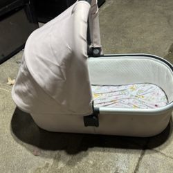 Uppababy V2 Bassinet 