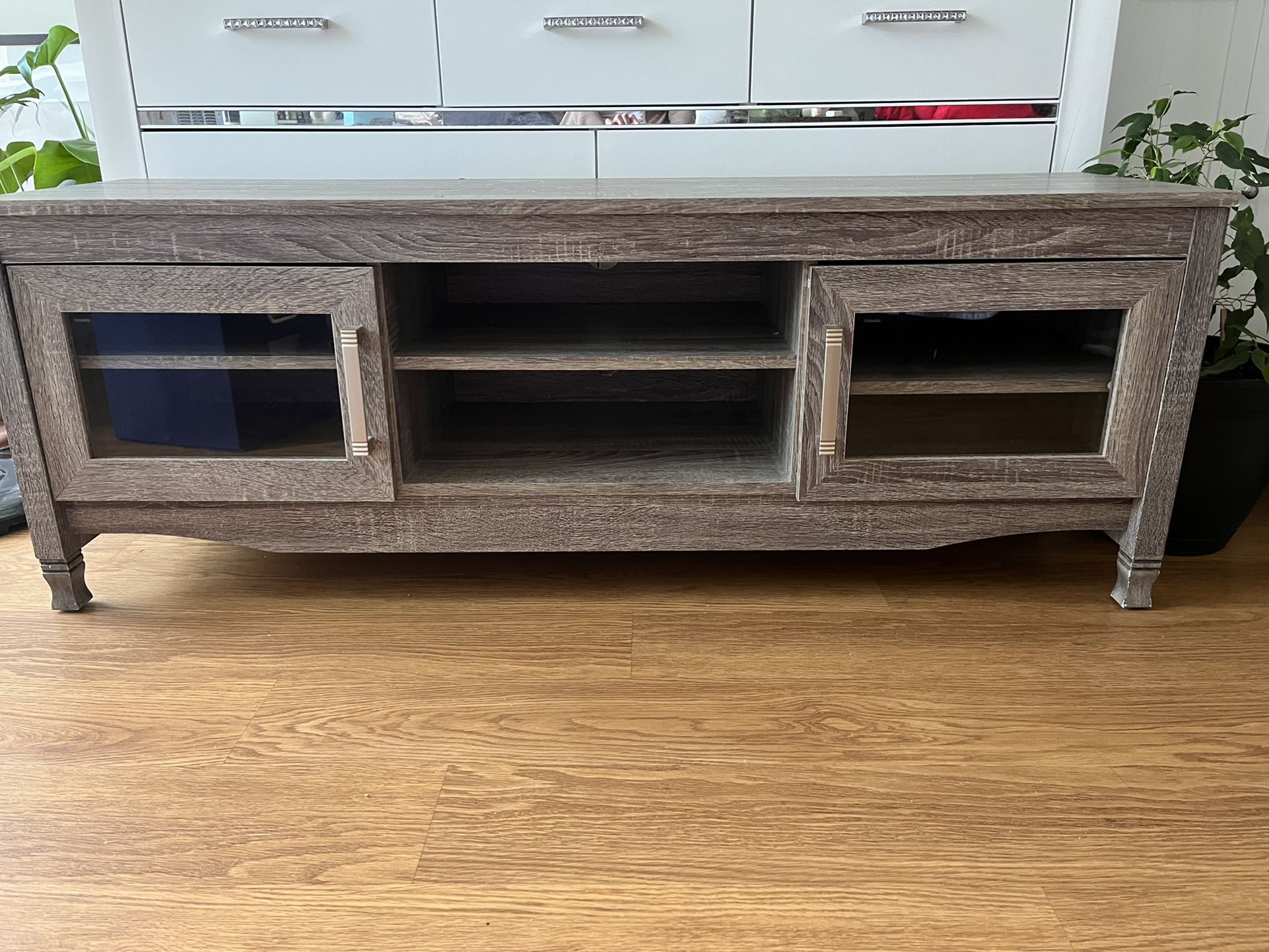 Buxton TV stand 
