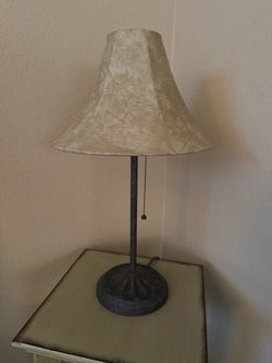 Table lamp
