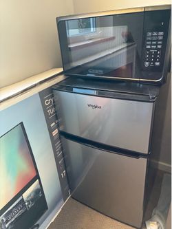 Whirlpool 3.1 cu ft Mini Refrigerator Stainless Steel
