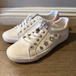 Women’s Sneakers 