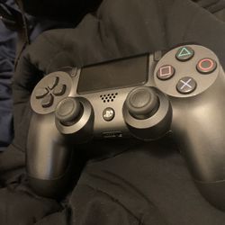 PS4 Controller 