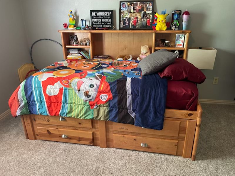Kids Bed W/ Large Storage,  Drawers And Shelves 