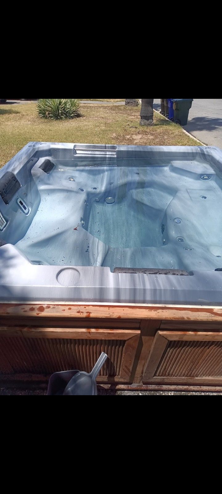 5 Person Hot Tub
