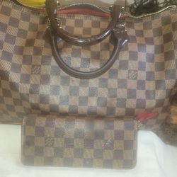 Authentic LV  purse & wallet