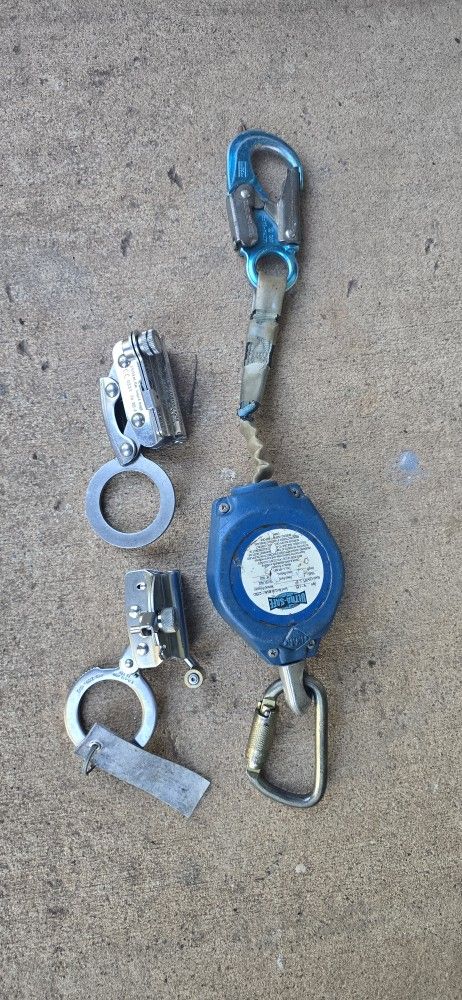 Retractable Fall Arrest Device And It's Connection Devices.