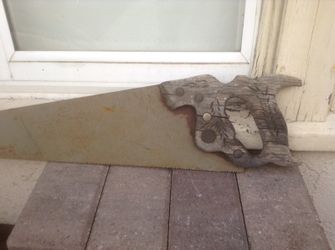 VINTAGE HANDSAW