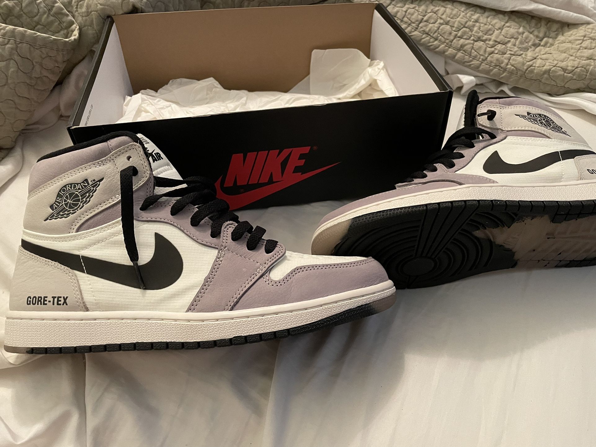 Jordan 1 Gortex Light Bone - Size 10.5 M