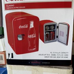 Coca Cola Classic Thermo Electric Cooler