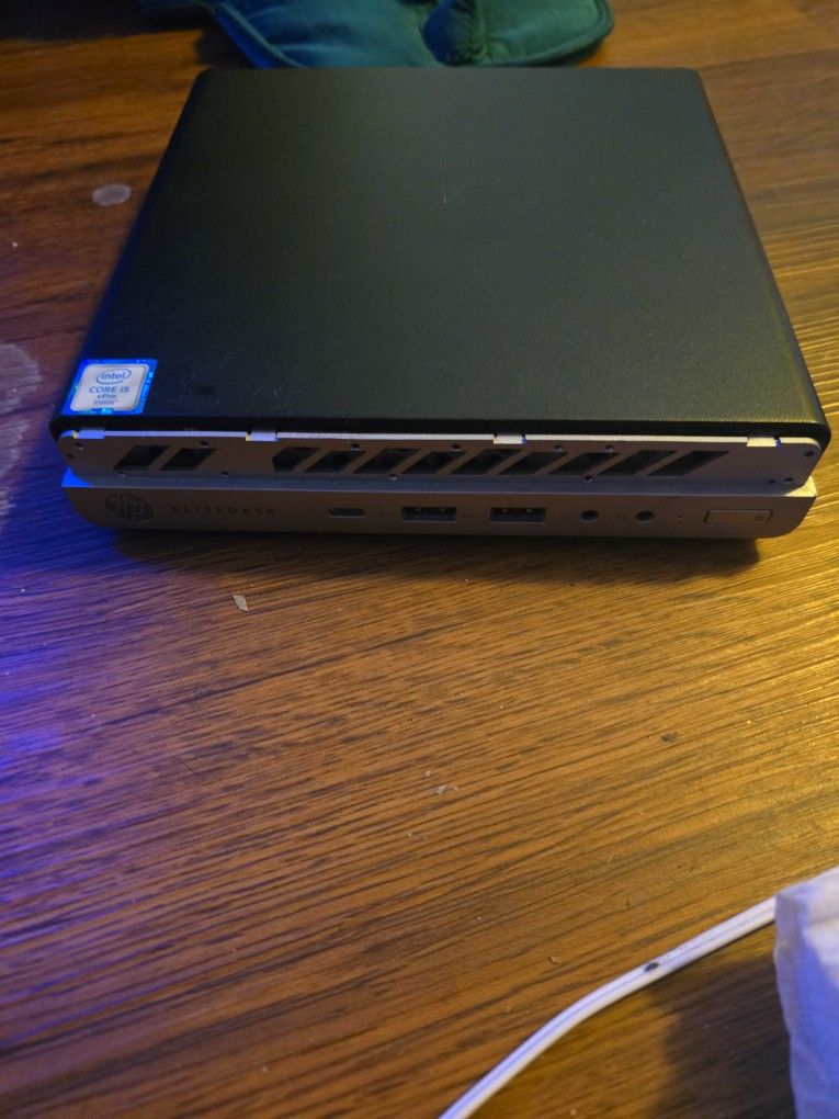 HP EliteDesk 800 G3 Mini i5-7500T 16GB RAM 256GB SSD Win 11 Desktop