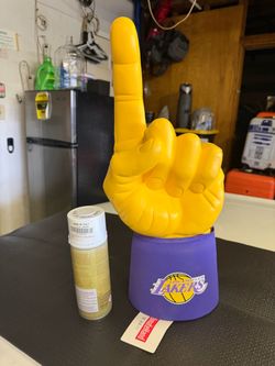 Los Angeles Lakers Ultimate RadHand Foam 3D Finger