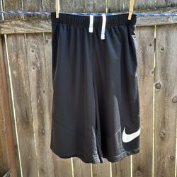 NIKE Basketball Shorts Boys Sz XL