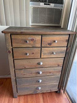 8 Drawer Dresser