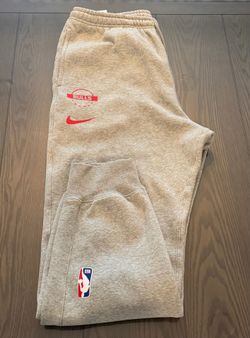 Chicago Bulls Club Men's Large Nike NBA Practice Fleece Joggers