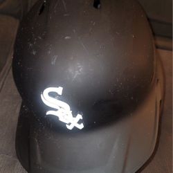 Gamer Chicago Whitesox MLB Baseball Batting Helmet Black One Ear Flap Professional 100 MPH For Right Handed Batter Men Size 7 3/8