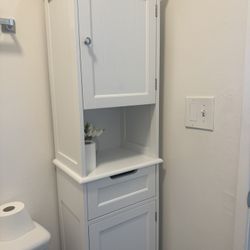 Bathroom Storage Cabinet – Like New