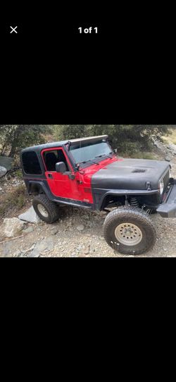 Jeep Tj wrangler fiberglass hood