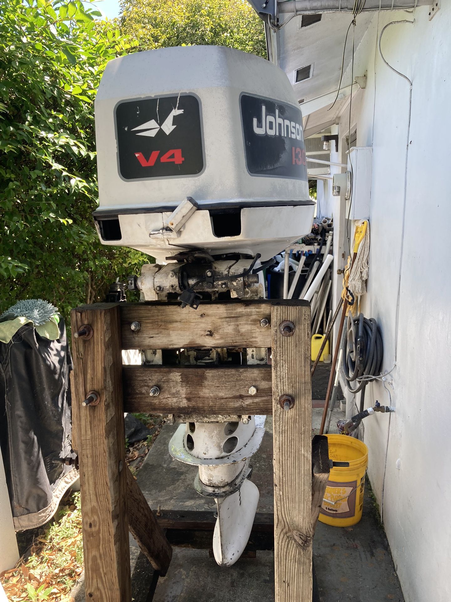 Johnson 130 HP For Parts Or Fix No Frozen Kendall West Area for Sale in