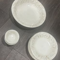 Willis Sonoma Tuscan pasta/salad set 
