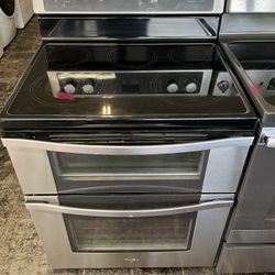 USED WHIRLPOOL RANGE