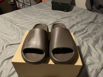 Adidas Yeezy Soot Slides 2021 Release