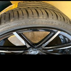 5 X 115, 22s/22 Inch/ Rims And Tires Lexani  