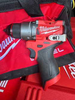 Milwaukee M12 Fuel 1/2in Hammer Drill