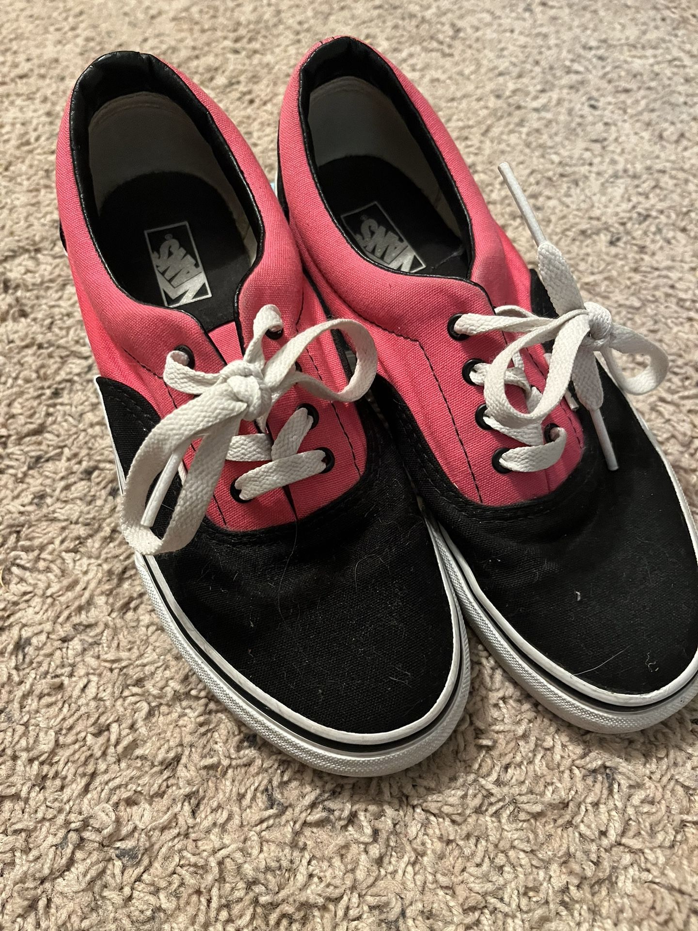 Vans Old Skool Black And Pink Skater Shoes Size 4.0 Kids