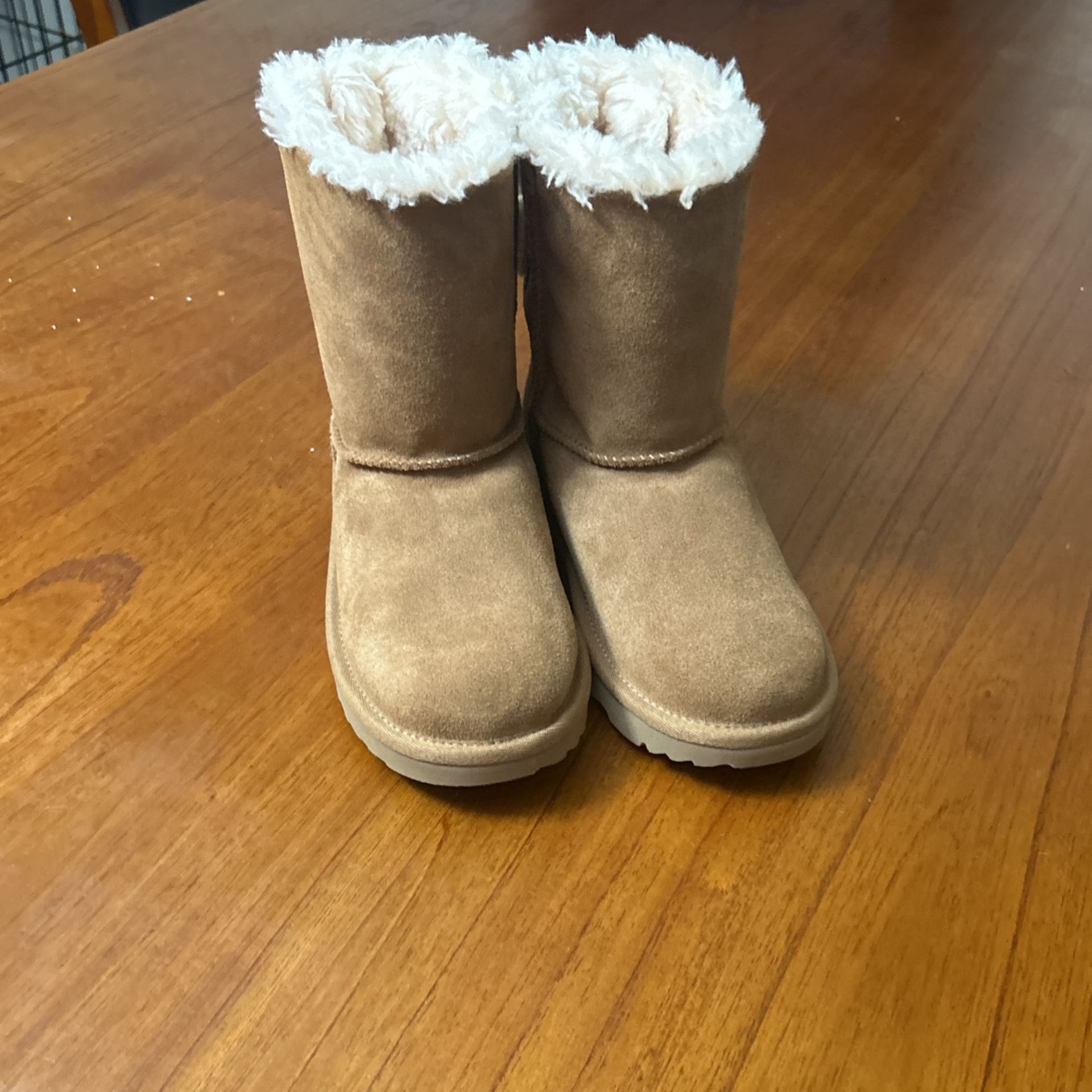 Kids Uggs With Bows