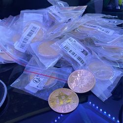 Gold Bitcoin BTC Coin Crypto Case Brand New Collectors Gift 