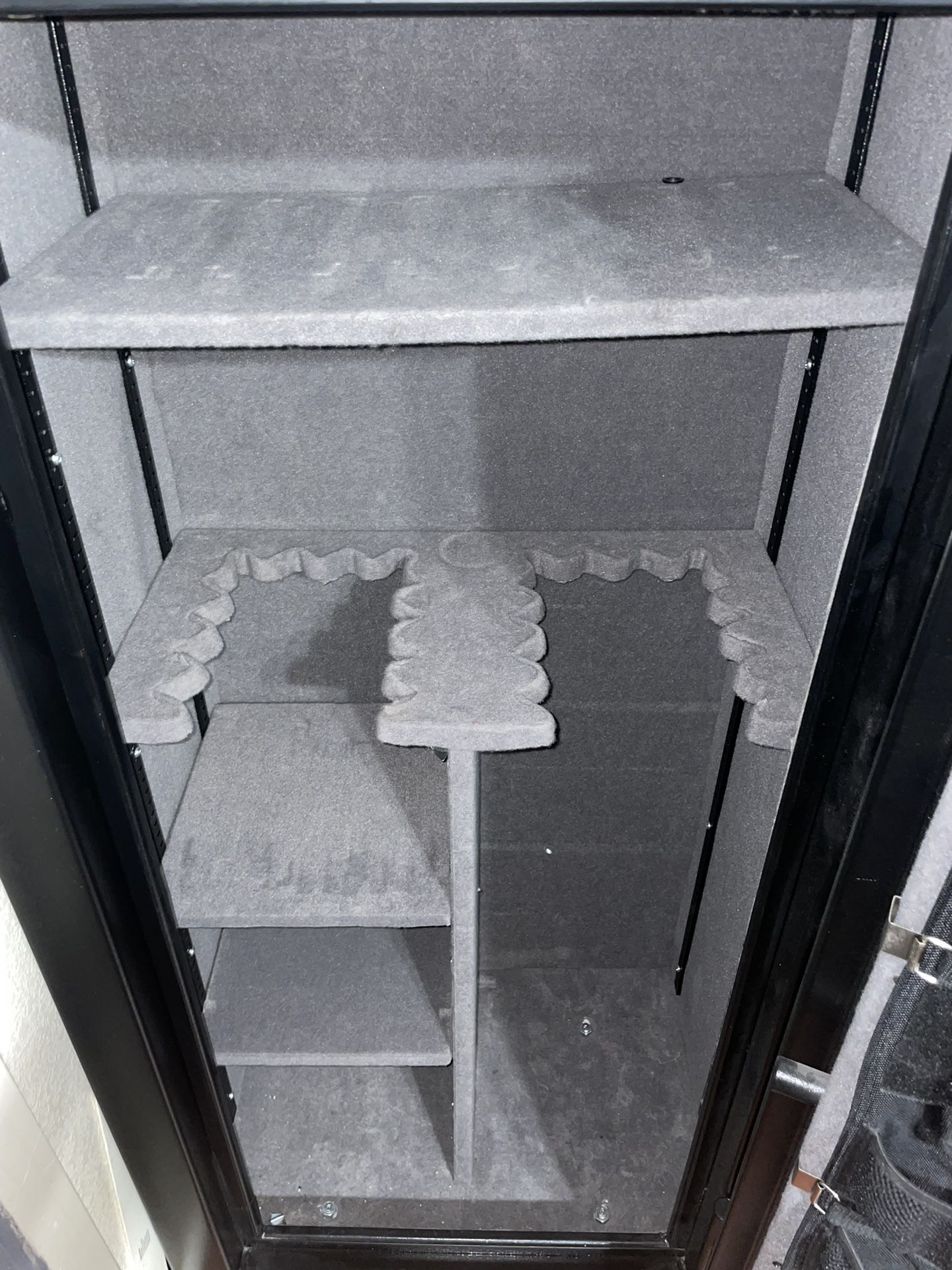 Big Horn 24 Long Gun-Safe