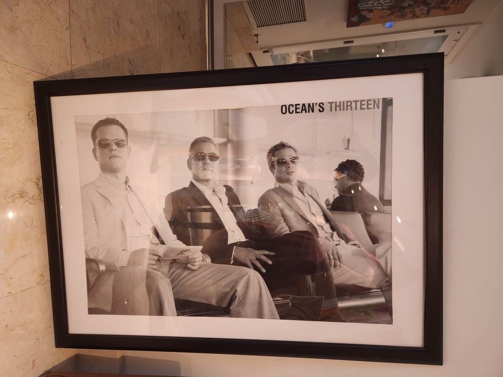 Oceans 11 13 Framed Poster College Art Bachelor Pad Brad Pitt Airport Lounge Matt Damon George Clooney Movie