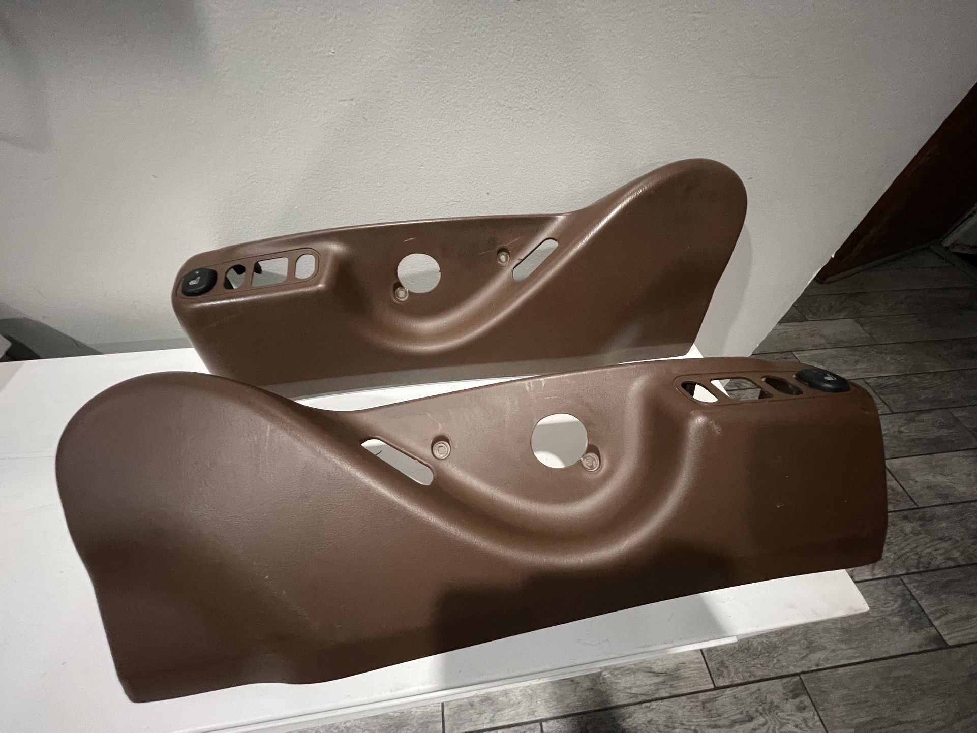 Ford F250 King Ranch Front Seats Outer Trim Cover