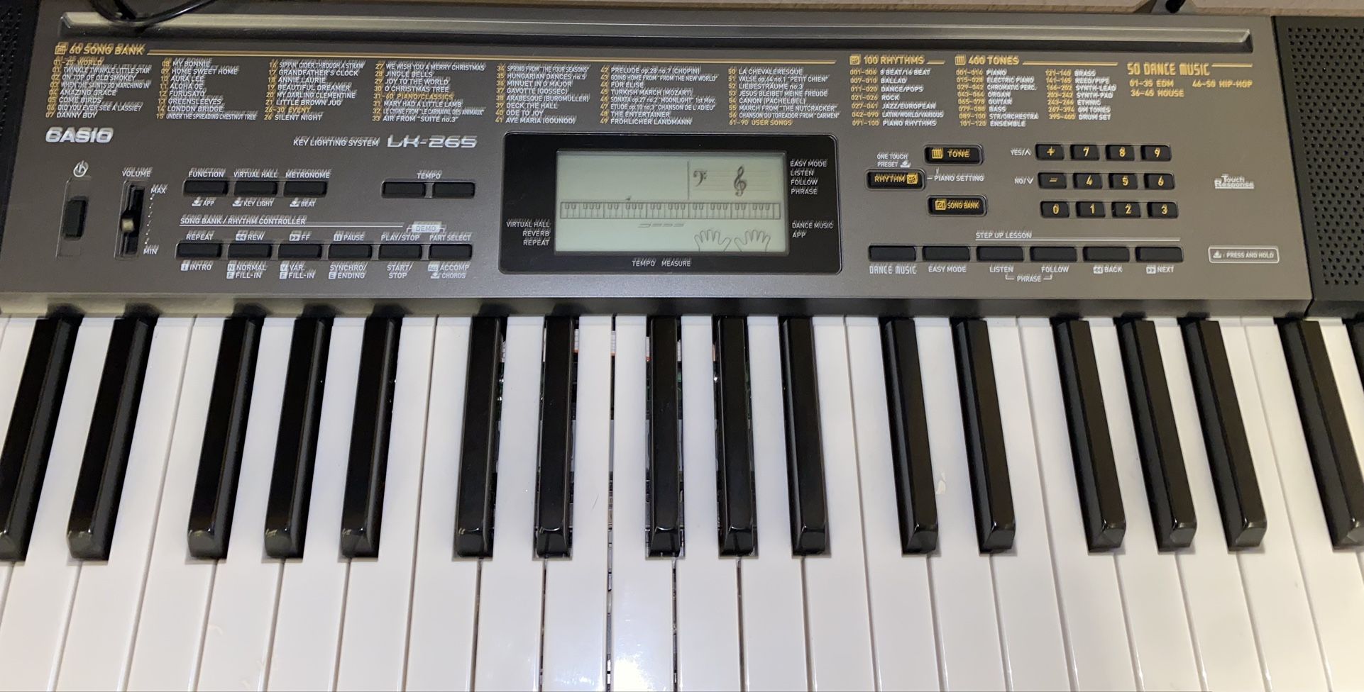 Casio Lighted Keyboard with Application Integration LK265 Black for Sale in Cypress CA OfferUp