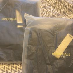 Black essentials sweatsuit M