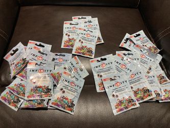 Disney Infinity Power Discs - Lot of 32 - 1.0 2.0 & 3.0 Discs All New & Sealed