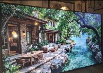 58" hisiense roku smart tv 4k basically new great quality pic come with swivel mount 