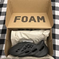 Adidas Yeezy Foam Rnr (Onyx)