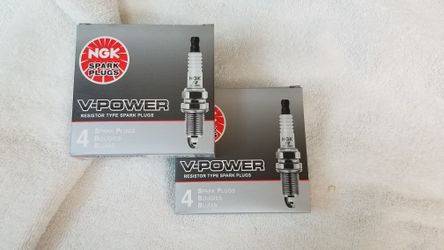 8 NGK VPOWER SPARK PLUGS BRAND NEW  LFR6A-11