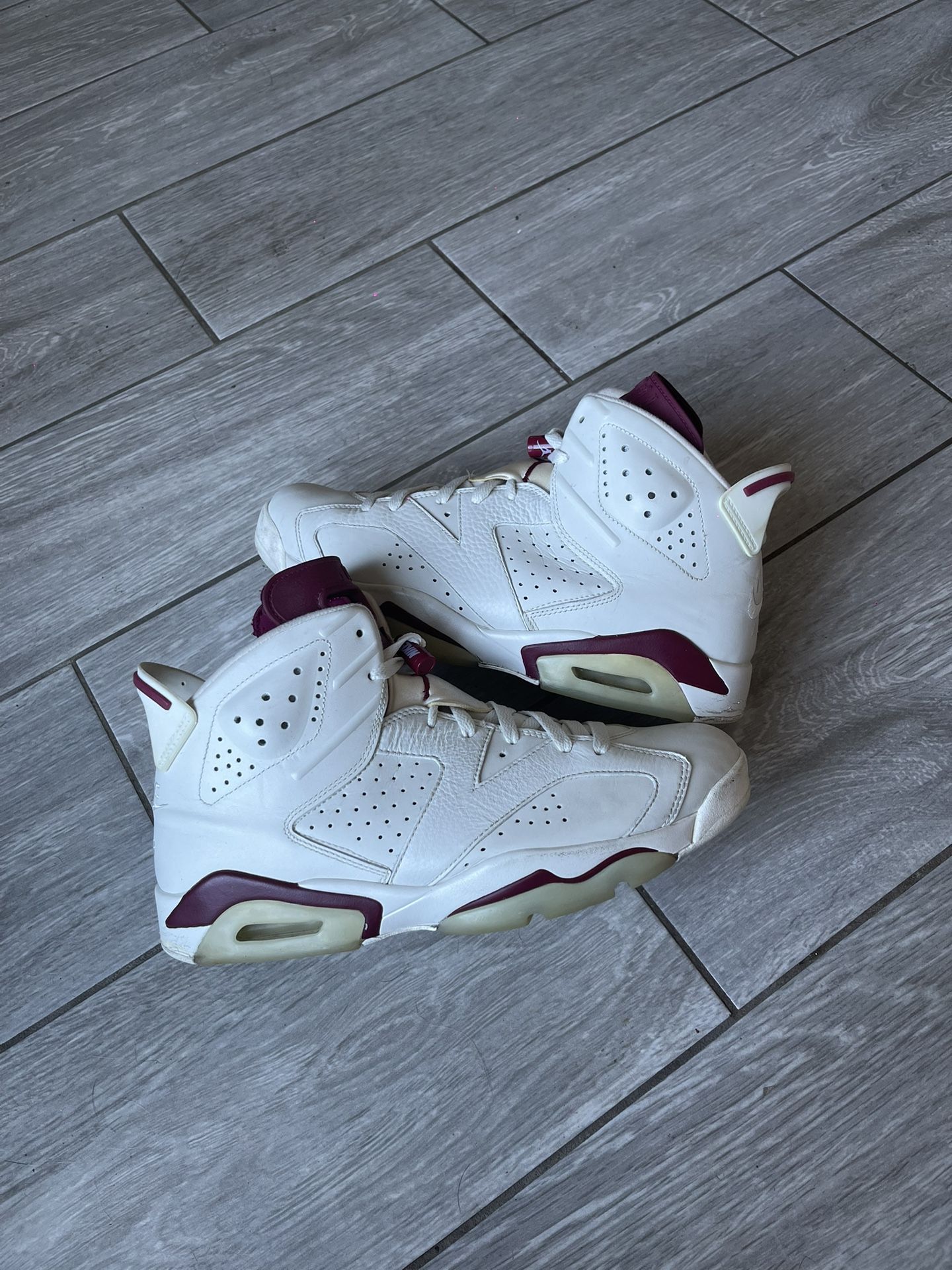 Jordan 6 Maroon Size 11