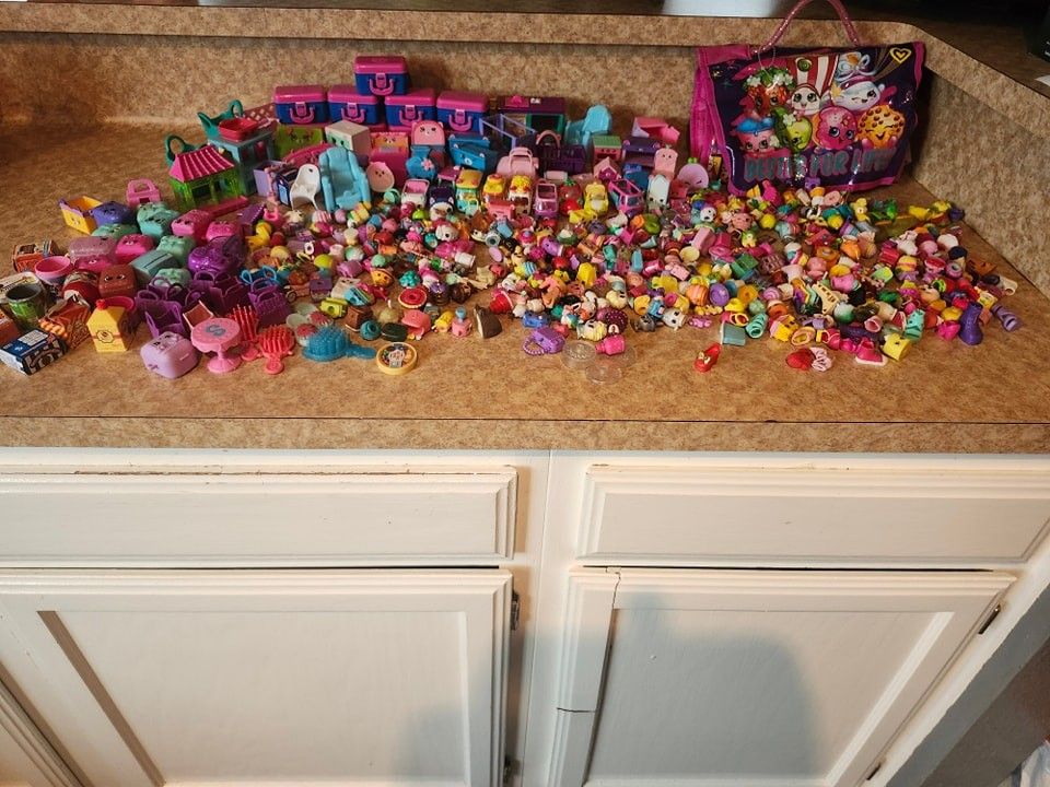 Hundreds of Shopkins Action Figures, Furniture, Groceries, Food Items, and Cars