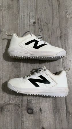 New balance turf shoe softball size 4.5 Y