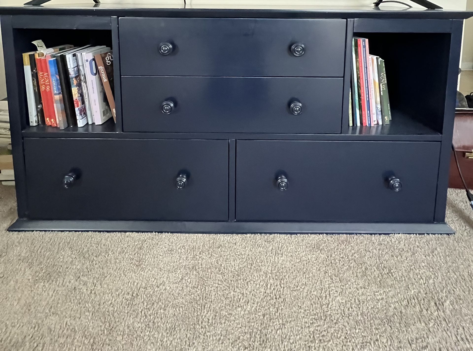 TV STAND (EXTREMELY SOLID WOOD!!)