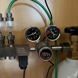 UNS Pro Dual Stage CO2 Regulator