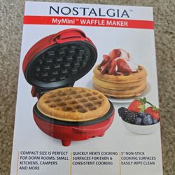 Mini Waffle Maker. NEW In Box.