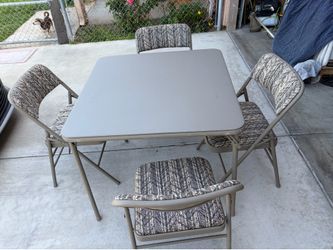 Table with Chiars  that folds and cushions Chiars