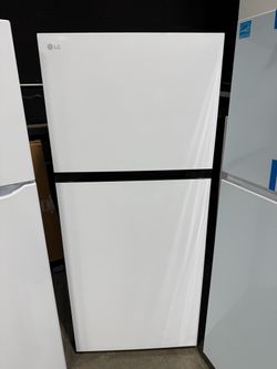 Brand new LG 28 in. 18 cu. ft. Top Freezer Garage-Ready Refrigerator in White